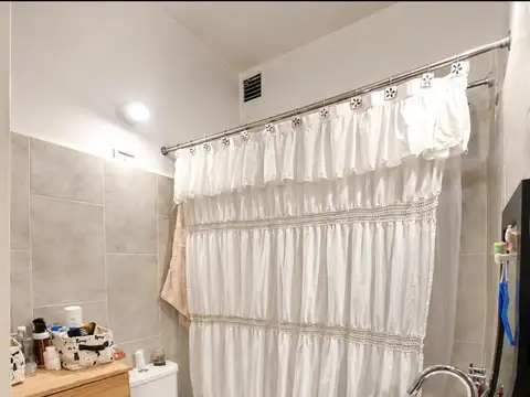 Ph en venta 4 ambientes en planta baja, con patio, lavadero y jardín