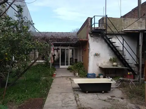 Depto Tipo Casa 3 ambientes con 1 baño