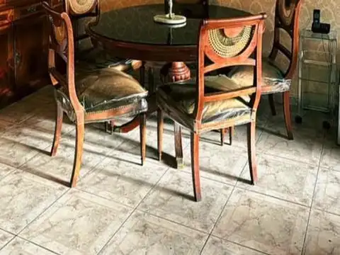 Venta Departamento en San Telmo Cuatro Ambientes Al Frente Amueblado