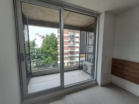 Av. Salvador María del Carril 3300