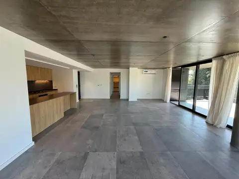 Departamento 4 ambientes con 3 baños