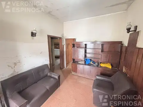 Casa 3 ambientes con 1 baño