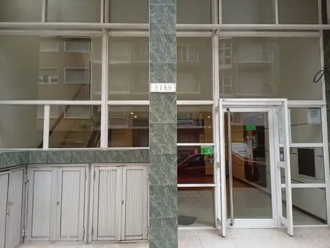 Alquiler 12 meses Departamento monoambiente Guemes