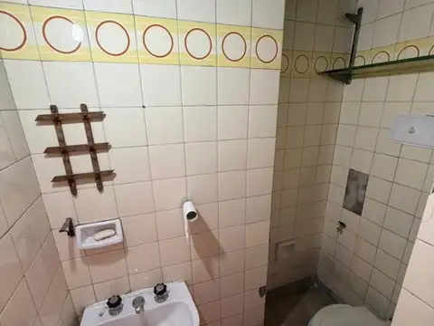Local en Alquiler en Villa del Parque, $ 950.000