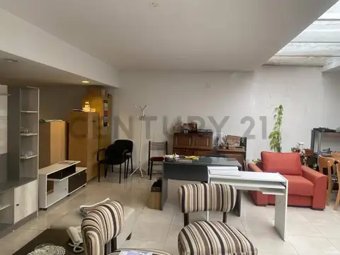Adolfo Alsina 1600, Piso 1