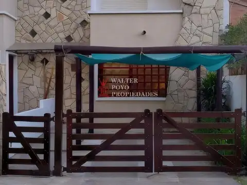 Venta duplex, 3 amb. con parrilla, garaje, Santa Clara del Mar. Escucha ofertas.