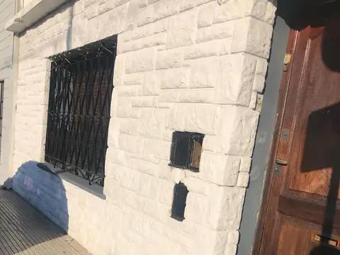 VENTA CASA A REFACCIONAR EN BARRACAS ANTICIPO + CUOTAS
