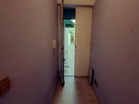 Depto Tipo Casa Monoambiente con 2 baños