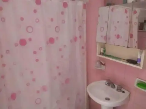 CASA ITUZAINGO NORTE 3 AMBIENTES/ LOTE LINDERO OPCION COMPRA