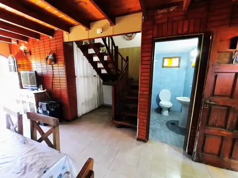 Casa 3 ambientes con 2 baños