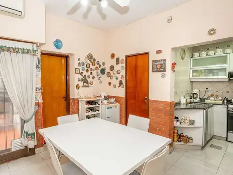 Depto Tipo Casa en Venta con 1 cocheras