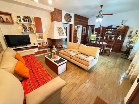 Depto Tipo Casa en Venta de 4 ambientes