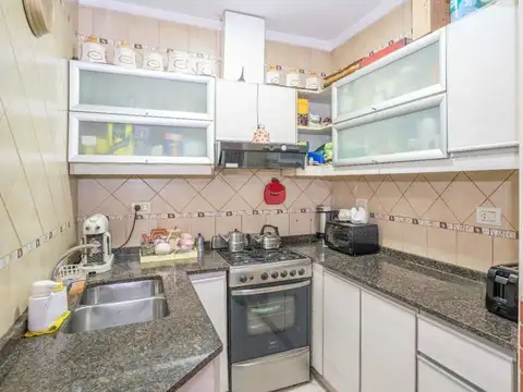Depto Tipo Casa en Venta en Parque Avellaneda, USD 150.000