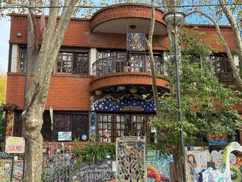 Aristóbulo del Valle 900