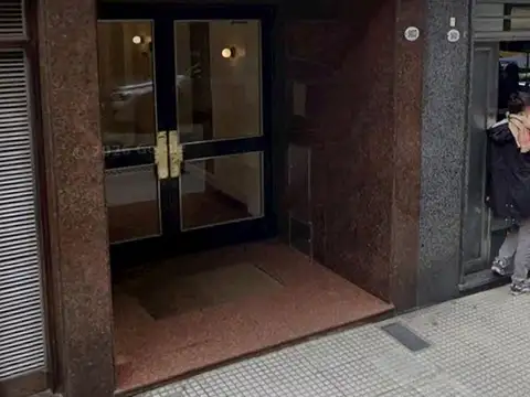 MONOAMBIENTE EN RETIRO PISO 1 CON PATIO