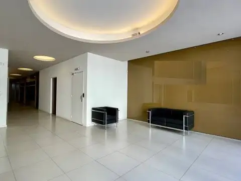 Venta Piso Excl. Depto. 1 Dormit. Cochera incluida en precio. Terraza Exclusiva c/parrillero. A...