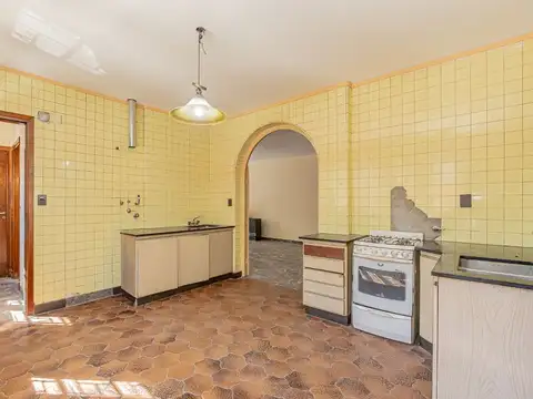 Local en Alquiler en Ramos Mejia Norte, $ 2.400.000