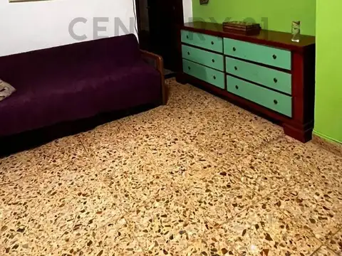 Depto Tipo Casa 5 ambientes con 1 baño
