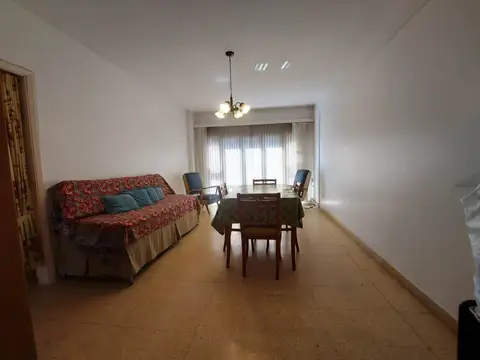 avenida 23 600, Piso 6