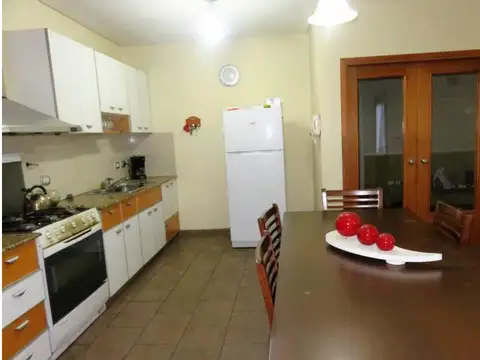 Casa en Venta Guido Spaño Nº343, Cartelar Sur, Morón, Cod.21