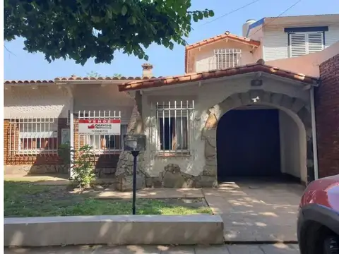 Casa en Venta Guido Spaño Nº343, Cartelar Sur, Morón, Cod.21