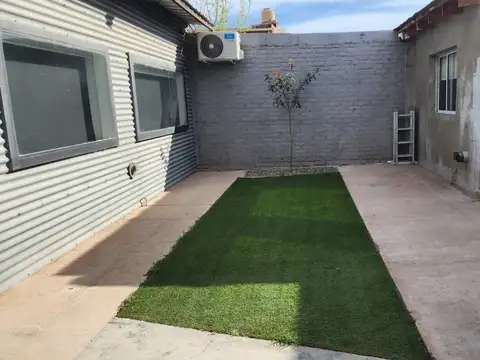 CASA CON MONOAMBIENTE A LA VENTA, PLOTTIER, NEUQUE