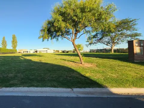 San Sebastian - Escobar. Lote interno de 895m².