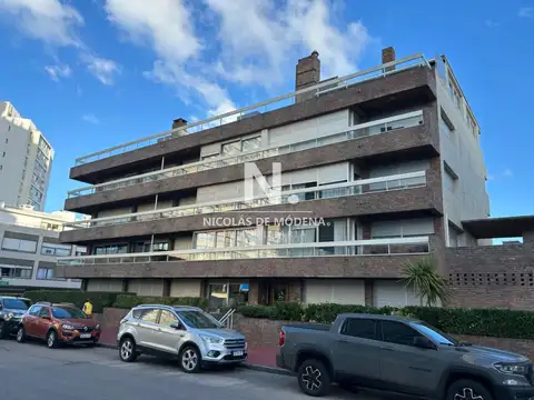 Oportunidad Apartamento en Edificio Porto Santo de 3 dorm. y 3 baños