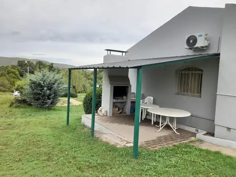Casa en Venta con 4 cocheras