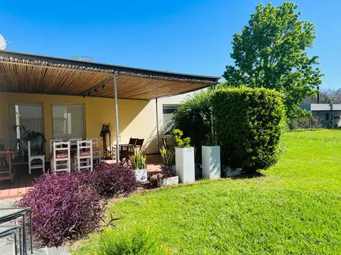 Casa en Venta al Este