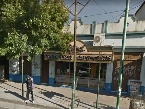 Importante Inmueble Comercial en Venta  