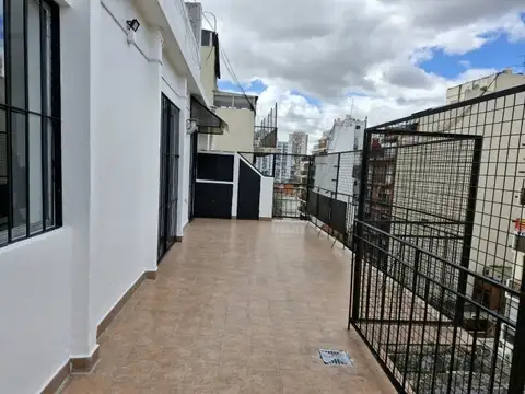 Avenida Carlos Calvo 3500, Piso 7