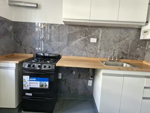 Venta 4 Ambientes, Piso Alto, Balcón Terraza C/ Parrilla, Apto Crédito, Boedo