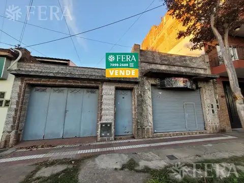 Venta casa 4 ambientes con cochera en Wilde