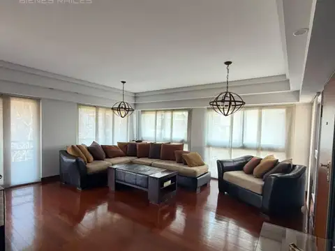 Departamento en Venta de 5 ambientes