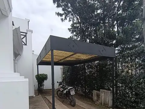 Casa en Alquiler de 3 dormitorios