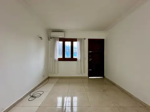 Depto Tipo Casa en Venta en Villa Martelli, USD 120.000