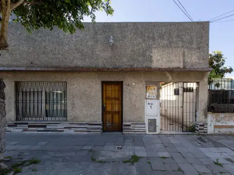 VENTA PH TRES AMBIENTES TERRAZA QUINCHO PARRILLA