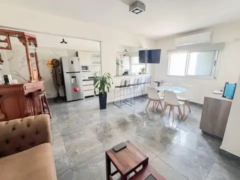 Avenida Mitre  al 1000