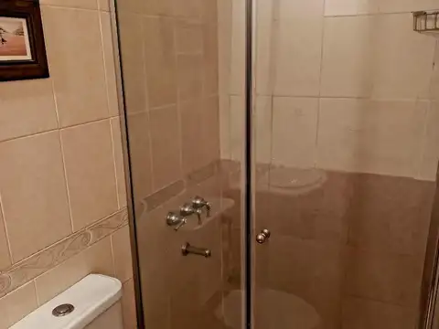 Departamento 5 ambientes con 2 baños