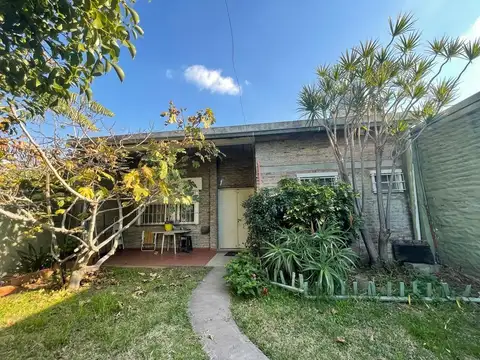 Depto Tipo Casa en Venta en Coghlan, USD 400.000