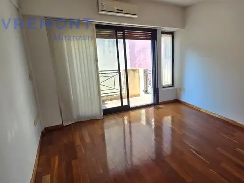 Castro al 700 Departamento 2 ambientes y medio con balcon y parrilla en Boedo