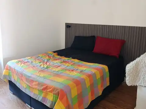 Se Alquila Casa de 1 Dormitorio en Atahualpa