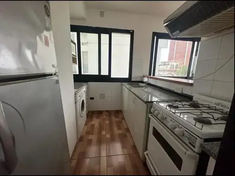 Depto Tipo Casa 2 ambientes con 1 baño