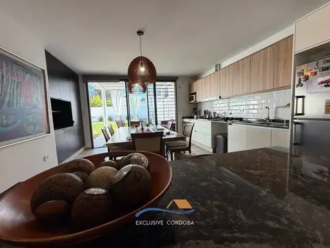 Departamento en Venta con 4 cocheras