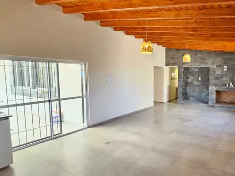 Casa en Venta en Lunlunta, USD 90.000