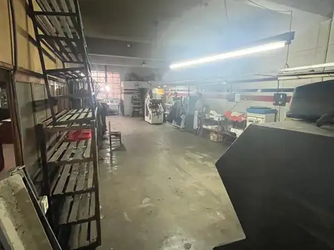 Galpón en Lomas Del Mirador