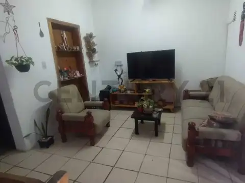 VENTA DE CASA EN MONTBRUN OCAMPO, LAS HERAS, MENDOZA. ID: 243202