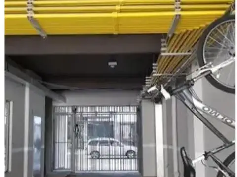 Cochera - San Cristobal