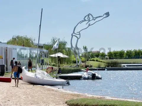 AVENIDA DE LOS LAGOS , Piso 0